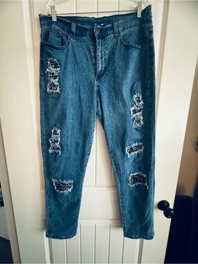 Blue Distressed Boyfriend Jeans with Patch Details